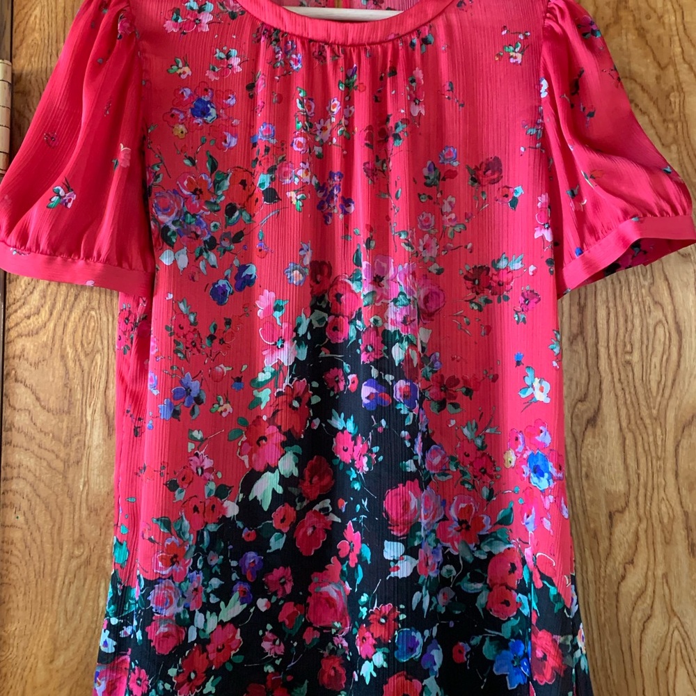 Feminine Floral Blouse